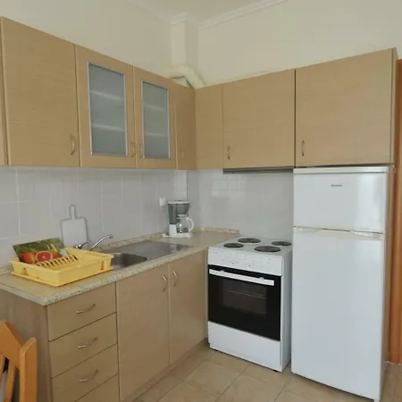 Ismini Mouries Halkidiki Πορταριά