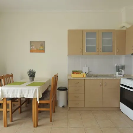Ismini Mouries Halkidiki Πορταριά